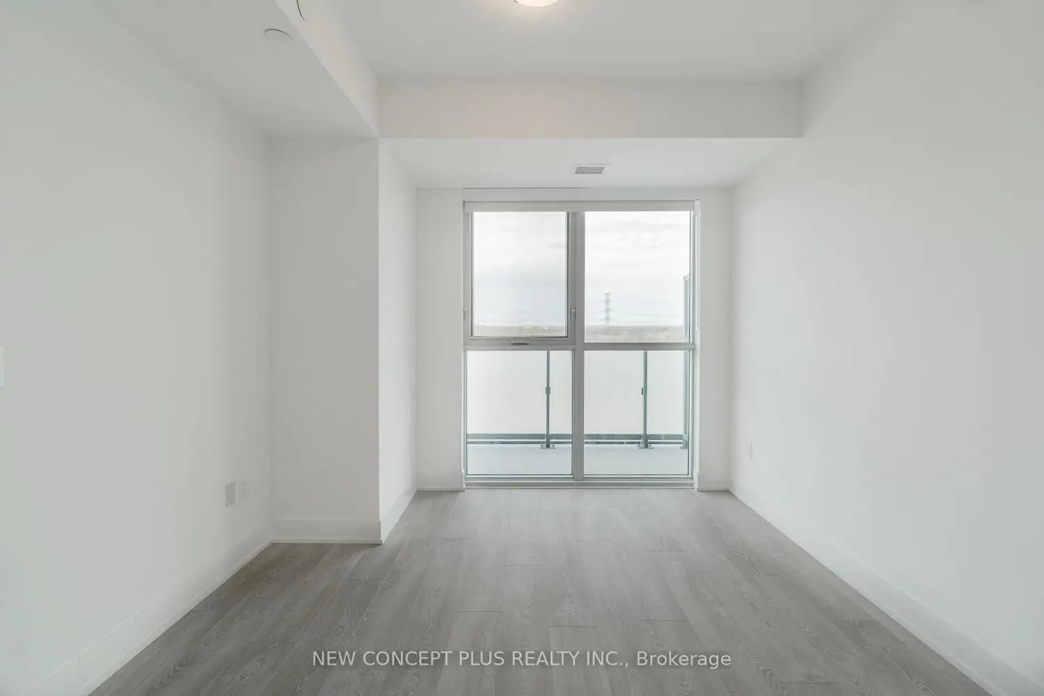 Additional image 14 of 2545 Simcoe Street 835