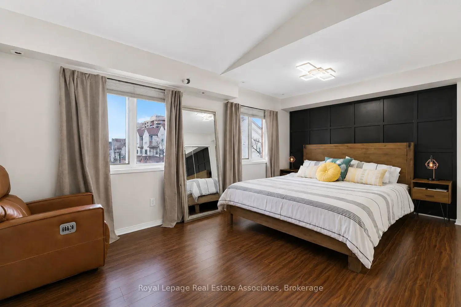 Additional image 7 of 1241 Parkwest Place 5
