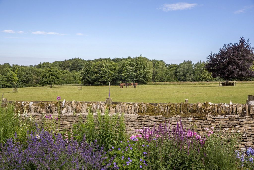 Additional image 24 of 10 bed detached house for saleGreat Rollright, Chipping Norton, Oxfordshire OX7