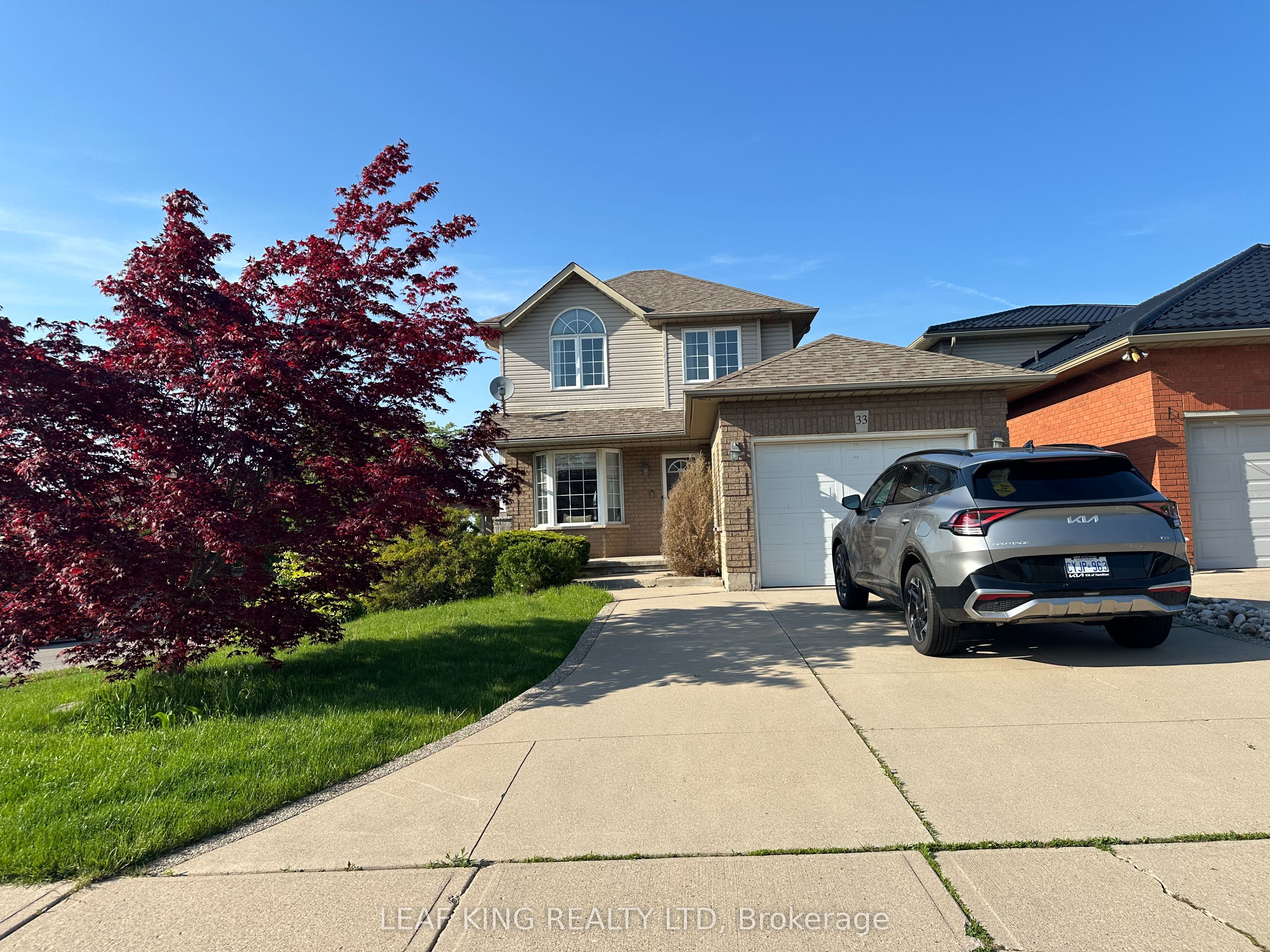 33 Vineberg Drive, Hamilton, ON, L9B 2P6
