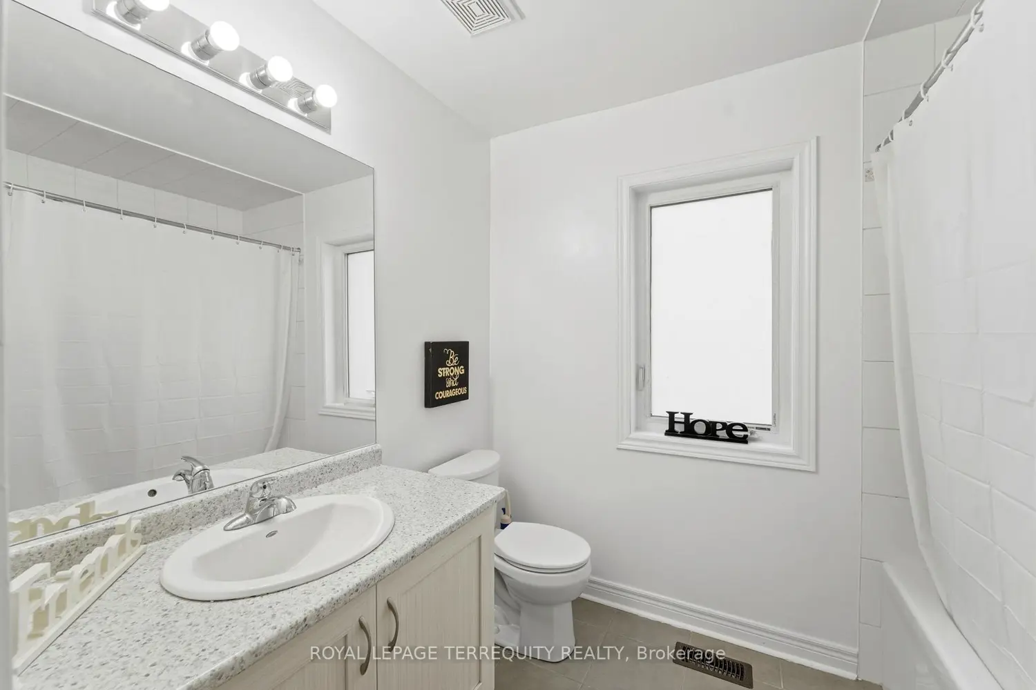 Additional image 12 of 35 Colonel Lyall Street