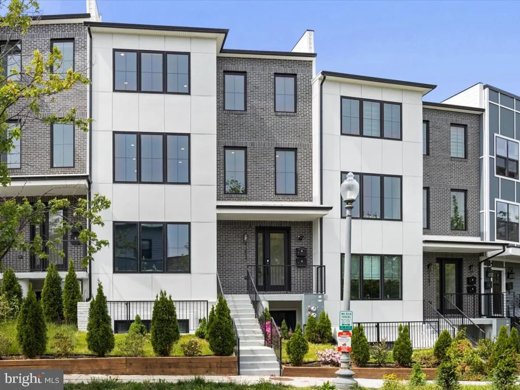 Additional image 2 of 1253 Holbrook Terrace NE Unit B, Washington, DC 20002
