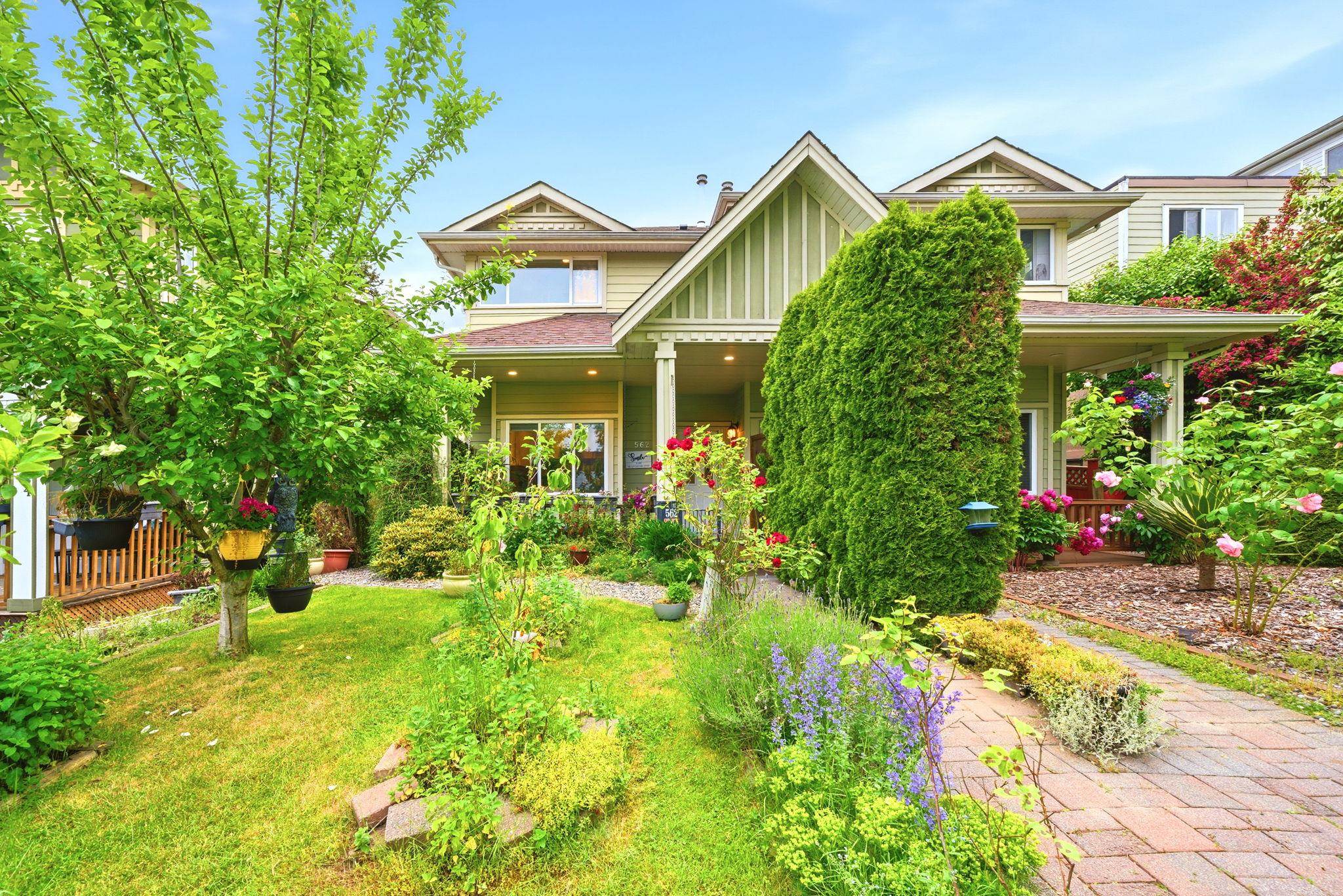 Additional image 2 of 562 Keith Road W, North Vancouver, BC, V7M 1M4