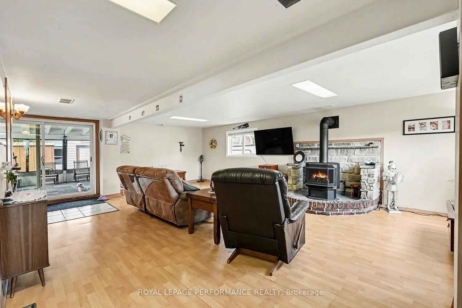Additional image 4 of 1540 Gage Avenue