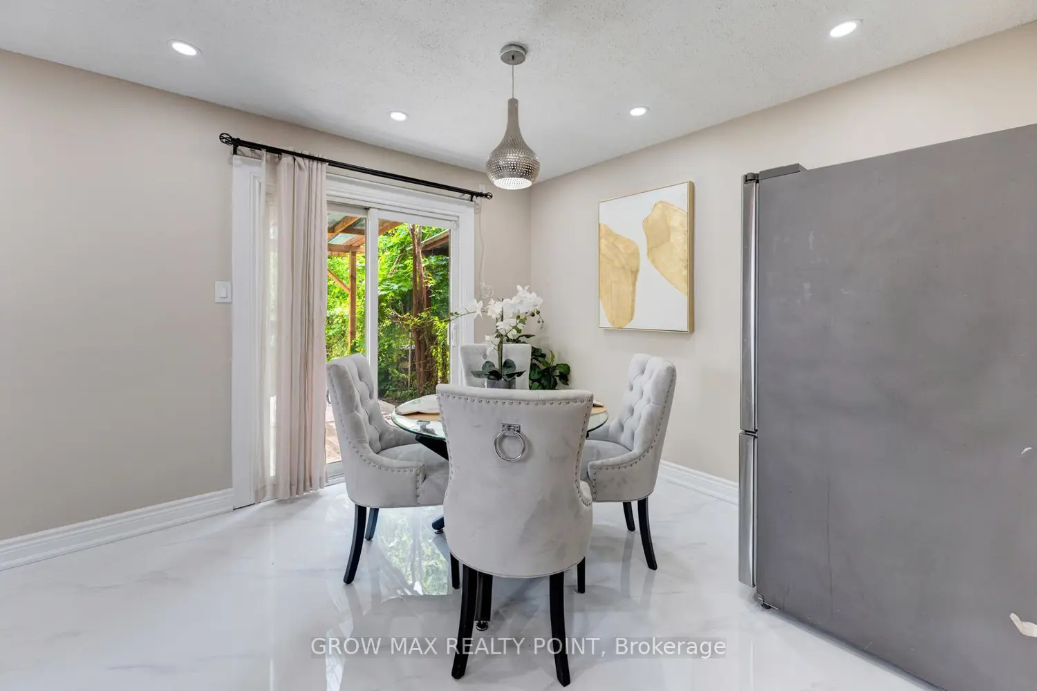 Additional image 5 of 36 Bramhall Circle