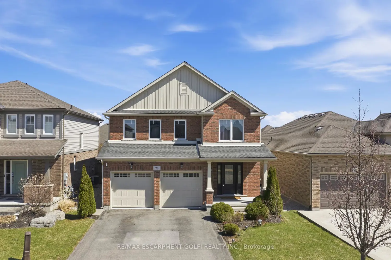 28 Silverwood Avenue