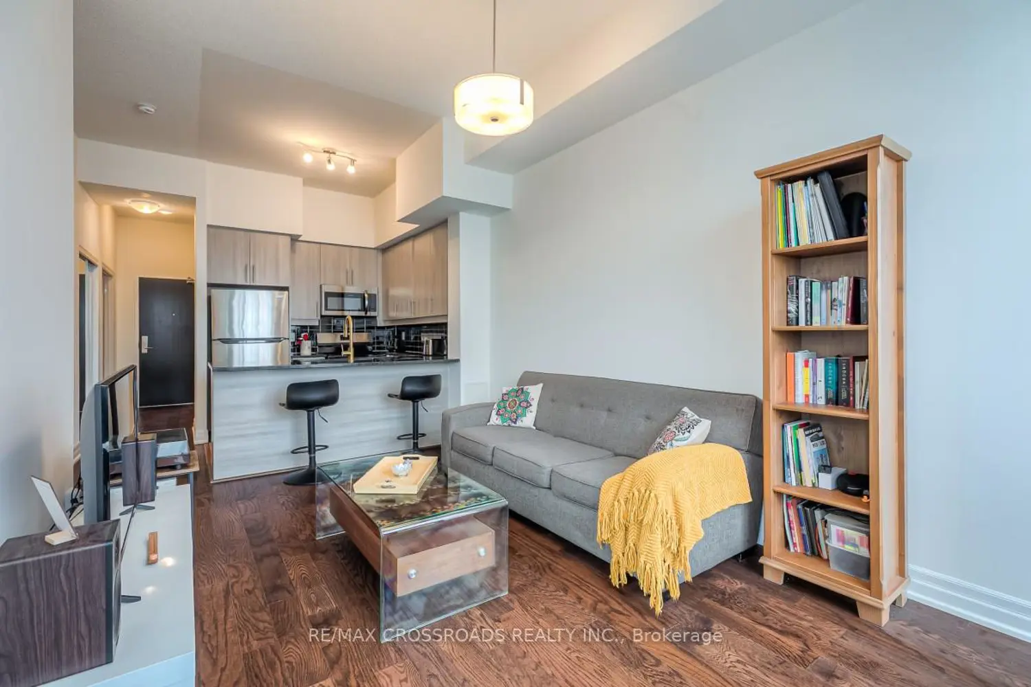 Additional image 4 of 8110 Birchmount Road 203