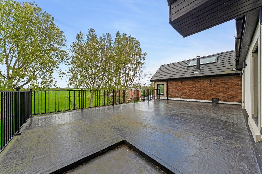Additional image 30 of 6 bed detached house for saleThe Old Vicarage, Church Lane, Lydiate L31