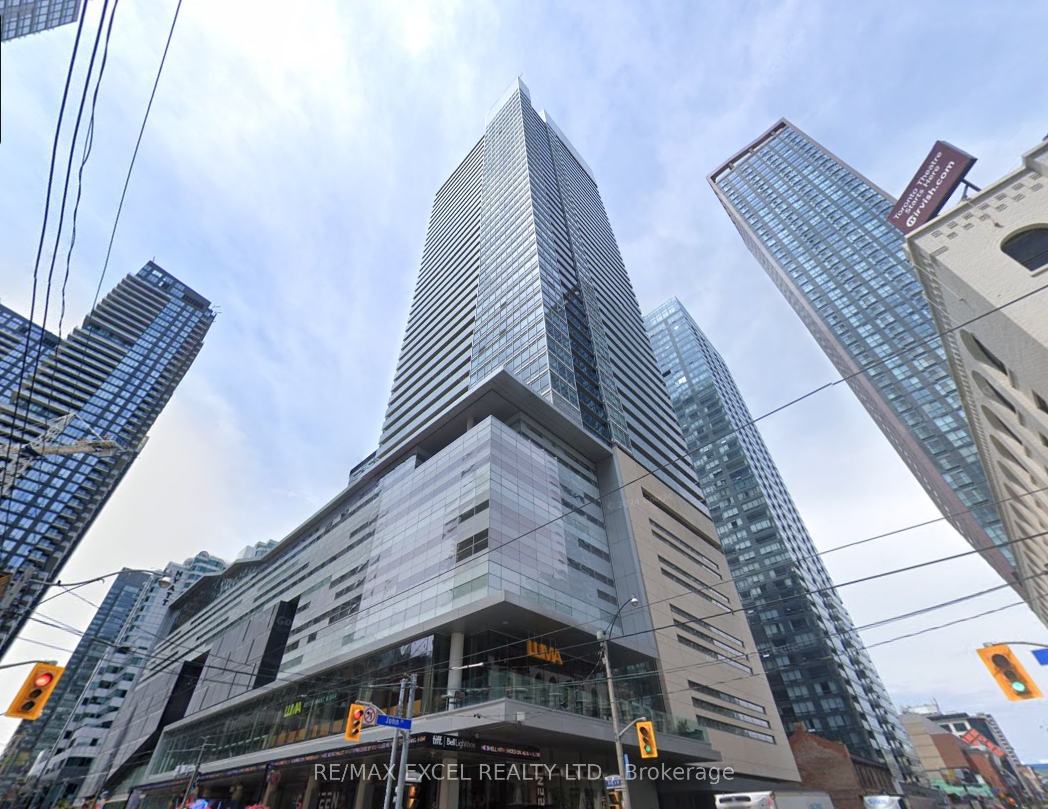 1802-80 John Street, Toronto, ON, M5V 3X4