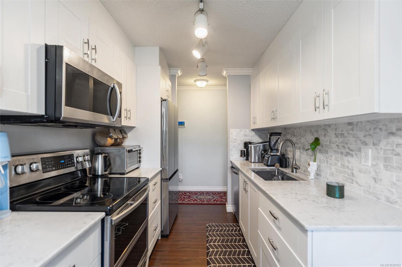 Additional image 5 of 213-909 Pembroke Street, Victoria, BC, V8T 4Z5
