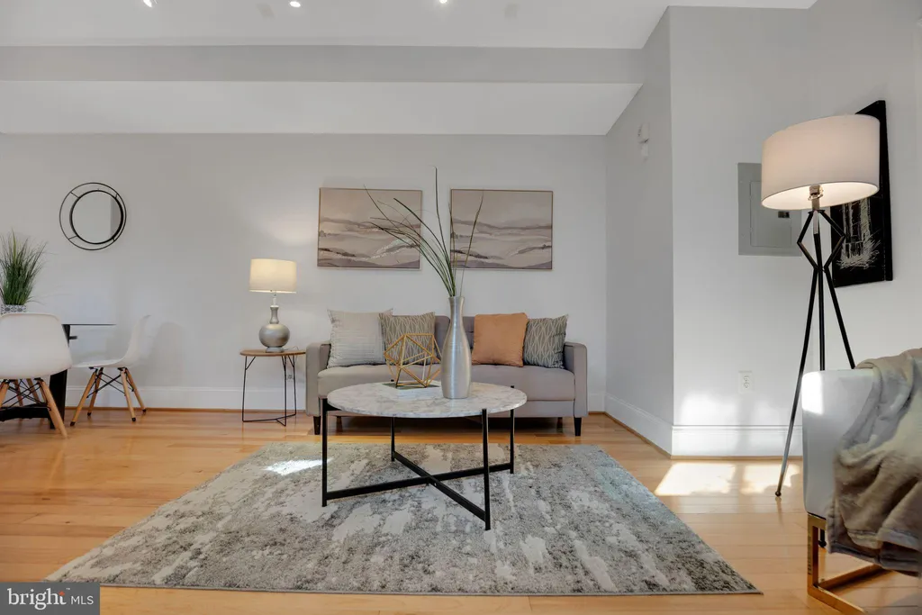 Additional image 9 of 2106 10th Street NW Unit 1, Washington, DC 20001
