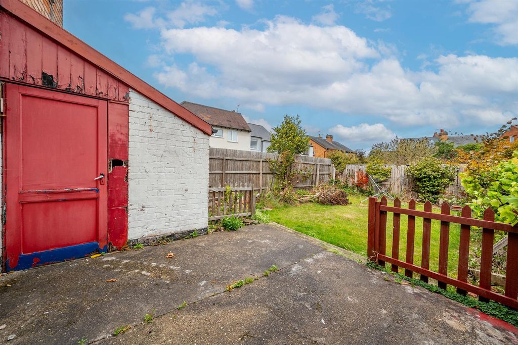 Additional image 11 of 3 bed semi-detached house for saleCarlyle Road, West Bridgford NG2