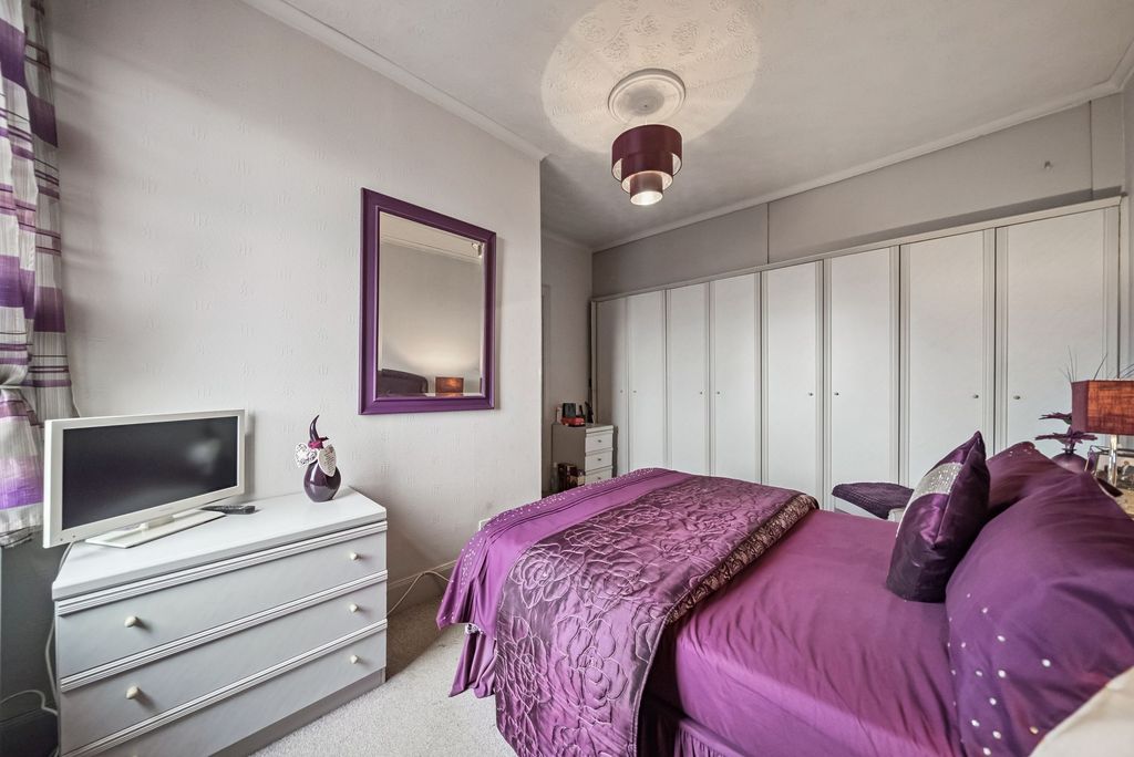 Additional image 11 of 2 bed flat for sale2/2, 4 Lorne Street, Helensburgh G84