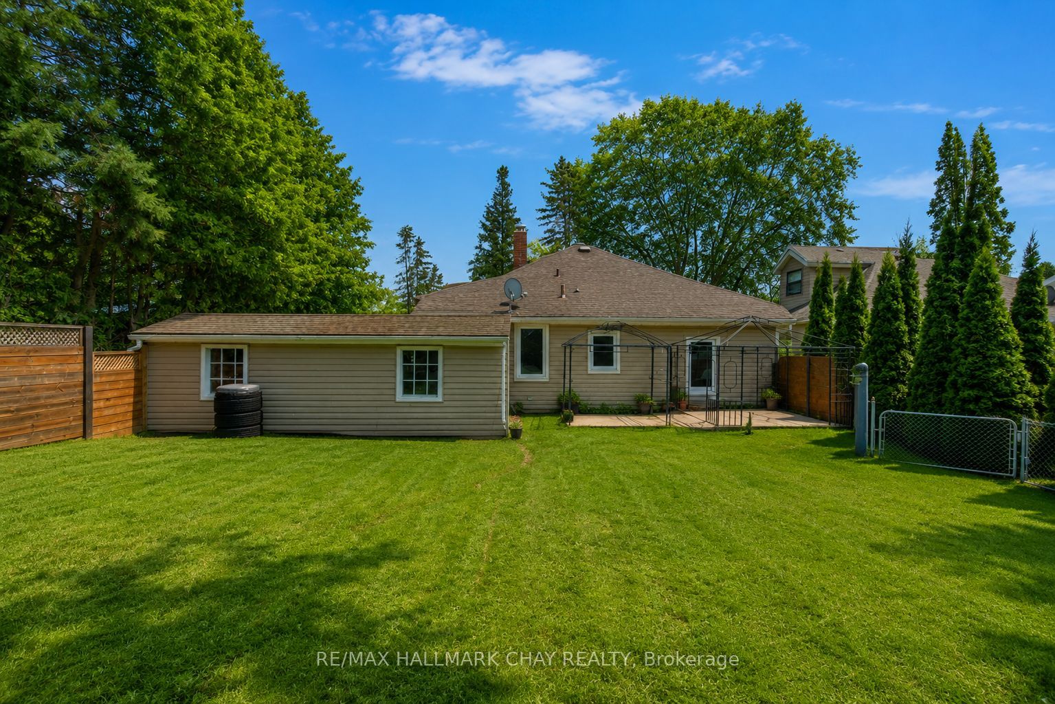 Additional image 3 of 330 Shanty Bay Road, Oro-medonte, ON, L4M 1E7