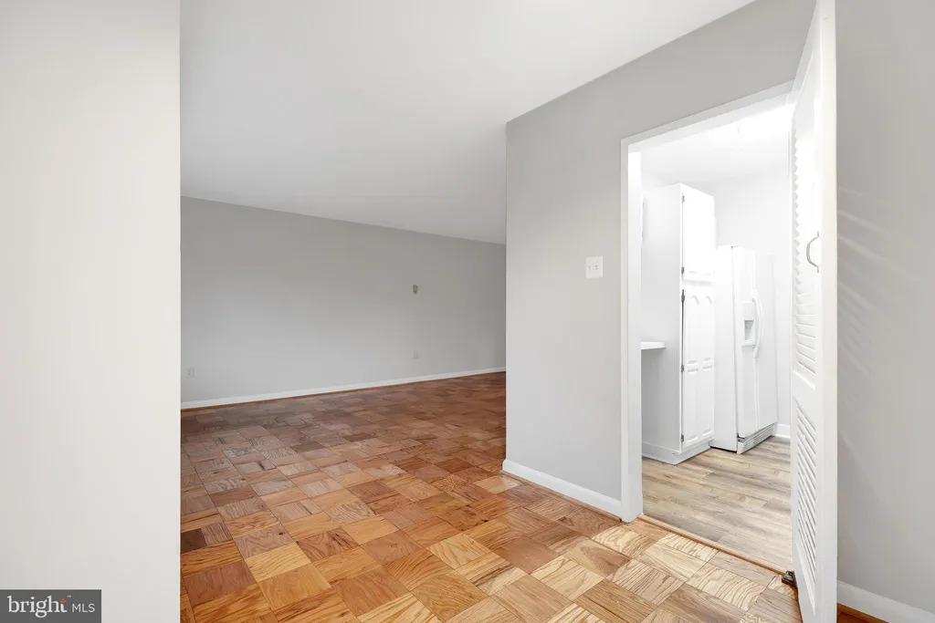 Additional image 10 of 4201 Cathedral Avenue NW Unit 511E, Washington, DC 20016