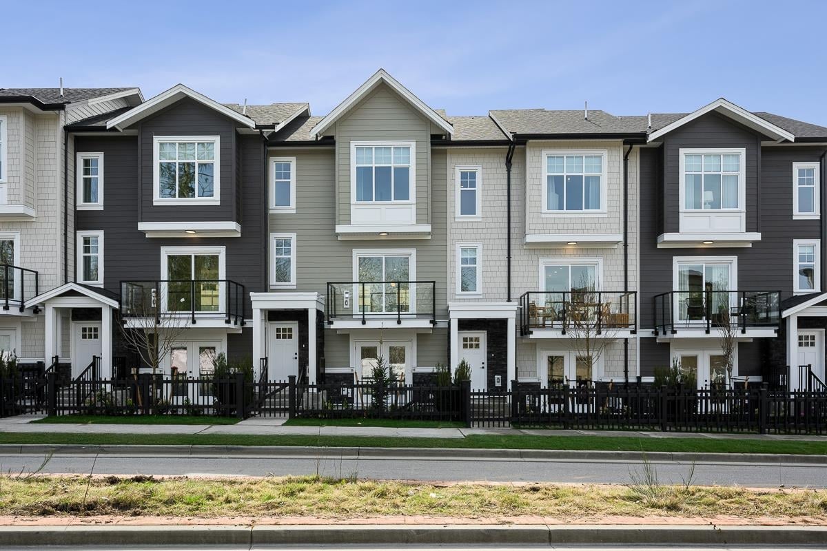 4-7716 207 Street, Langley, BC, V2Y 2A5