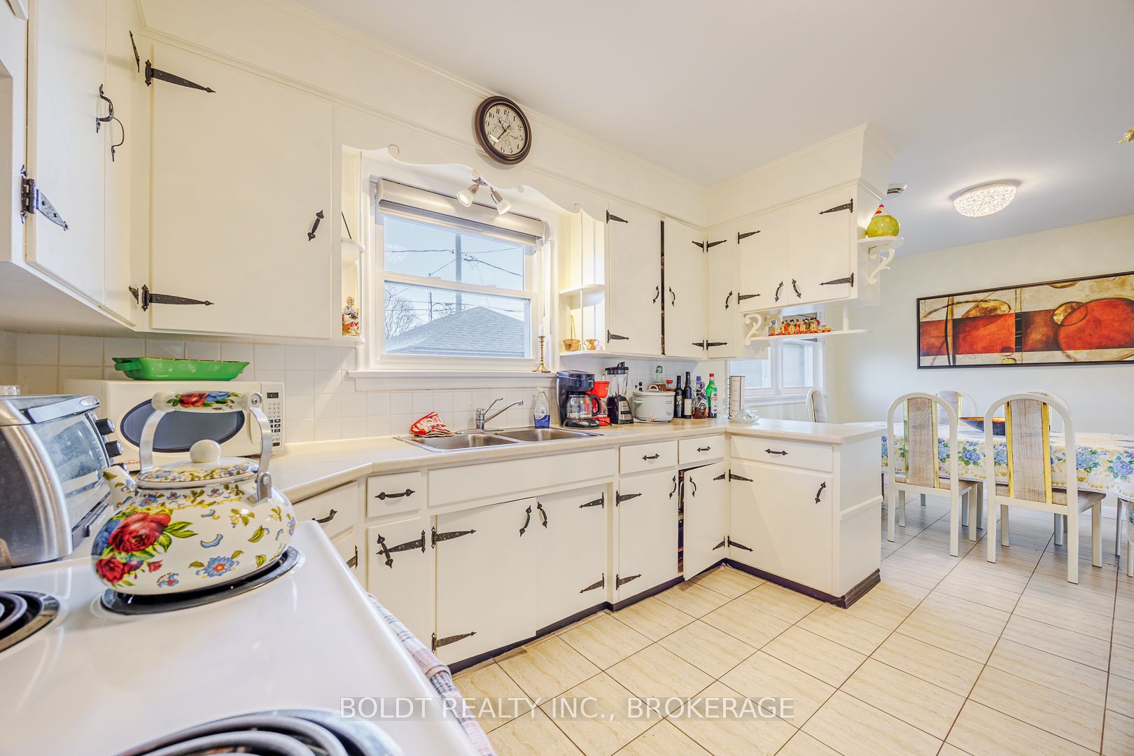 Additional image 4 of 24 Winslow Crescent, Thorold, ON, L2V 3S1