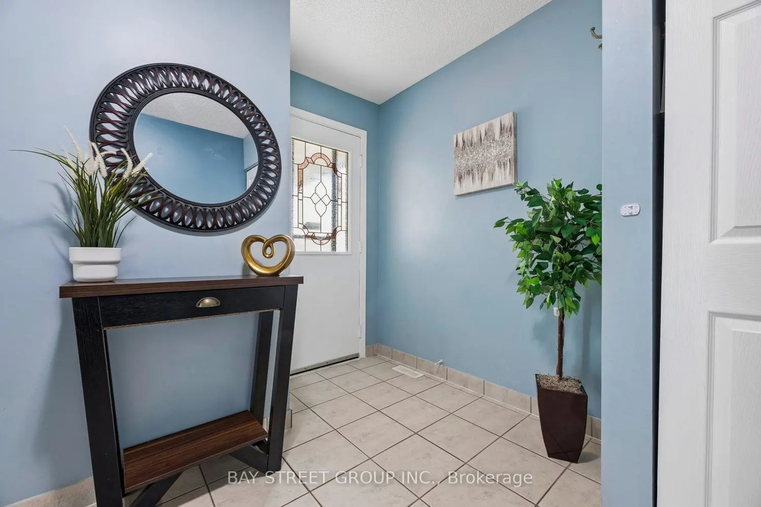 Additional image 6 of 1165 Southdale Avenue