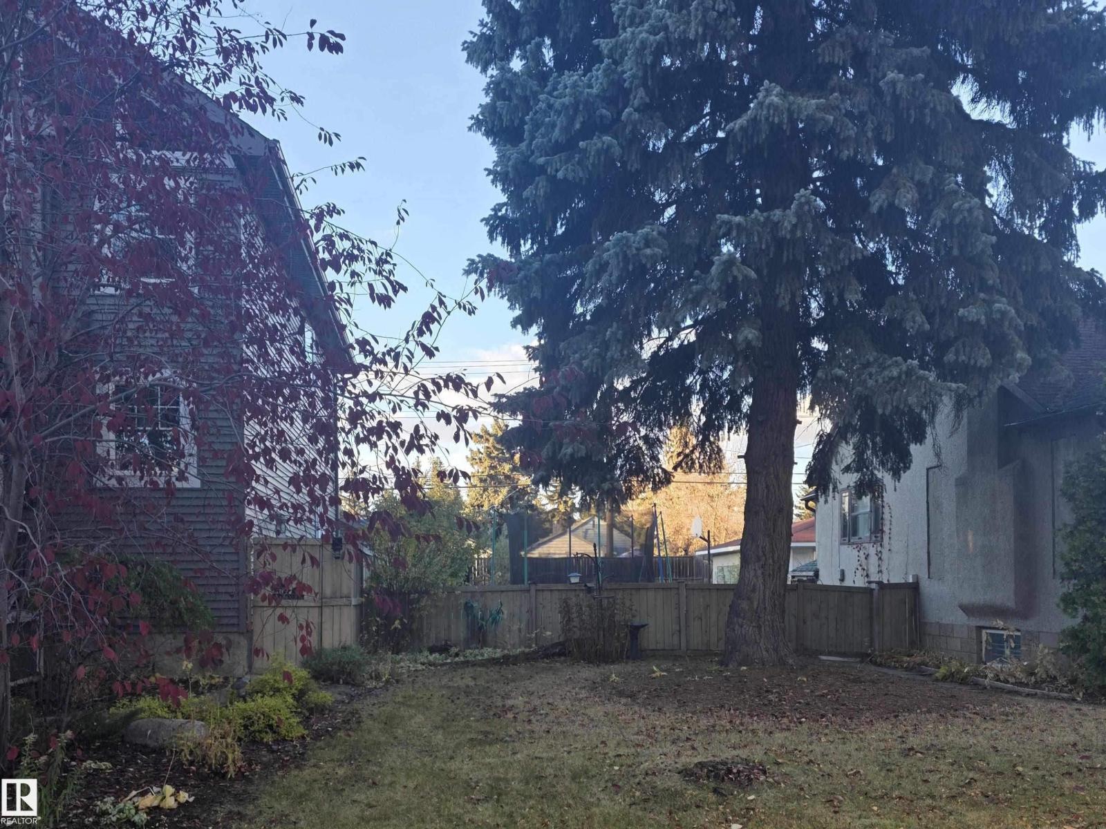 Additional image 4 of 7510 111 Avenue NW, Edmonton, AB, T5B0B7
