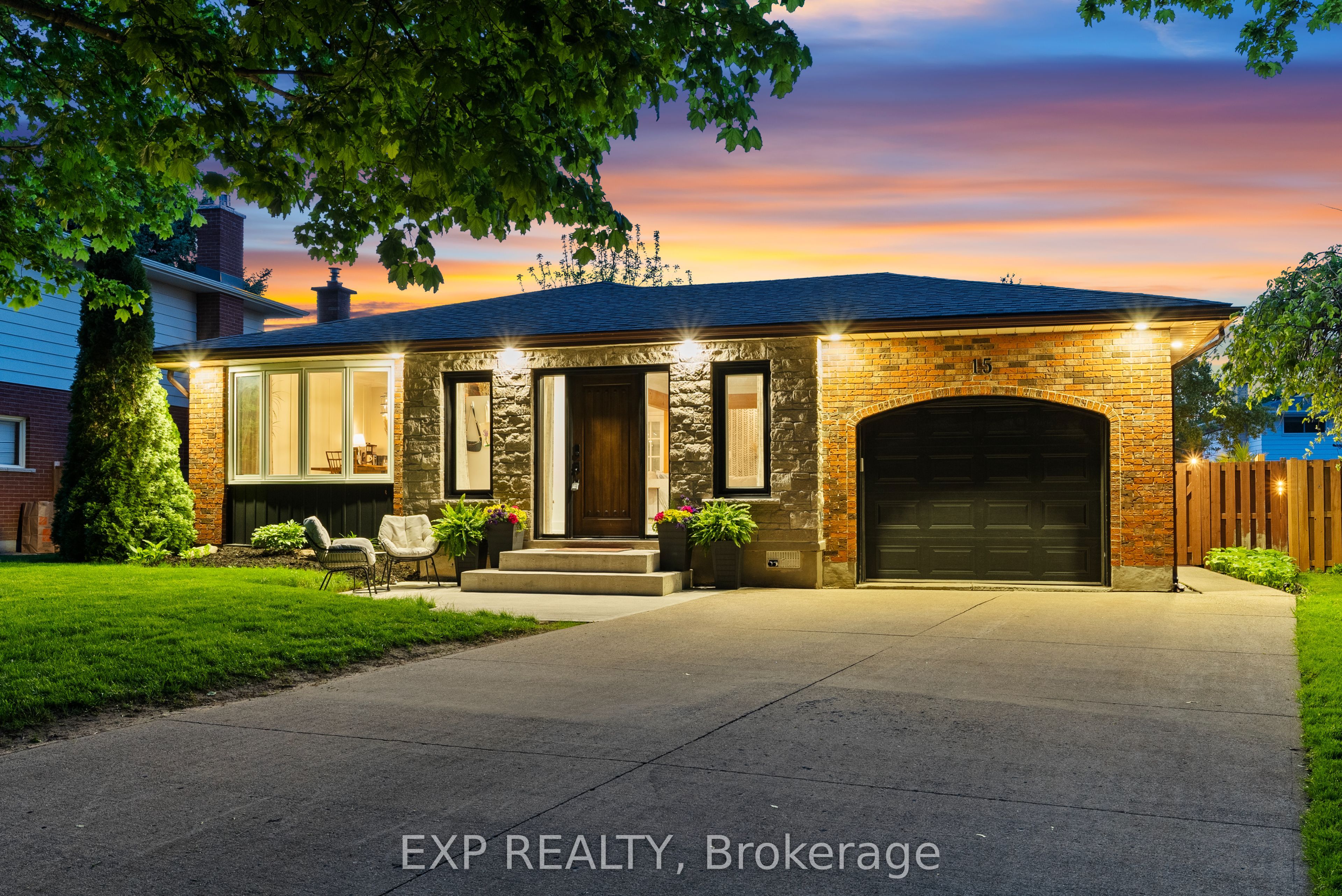 15 Chatham Road, St. Catharines, ON, L2M 4N7
