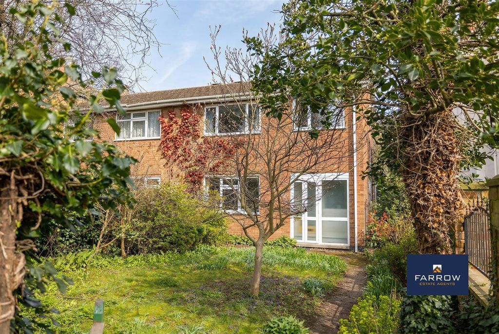 Additional image 40 of 4 bed semi-detached house for saleQueens Parade, Grimsby DN31