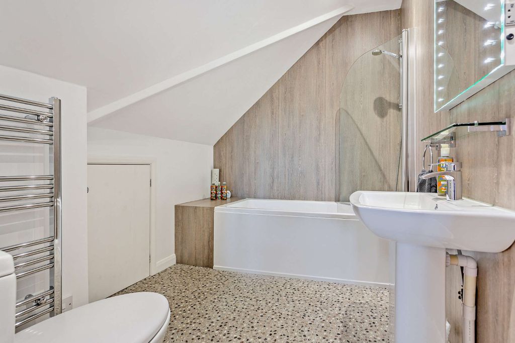 Additional image 7 of 9 bed detached house for saleVictoria Road, Cirencester, Gloucestershire GL7