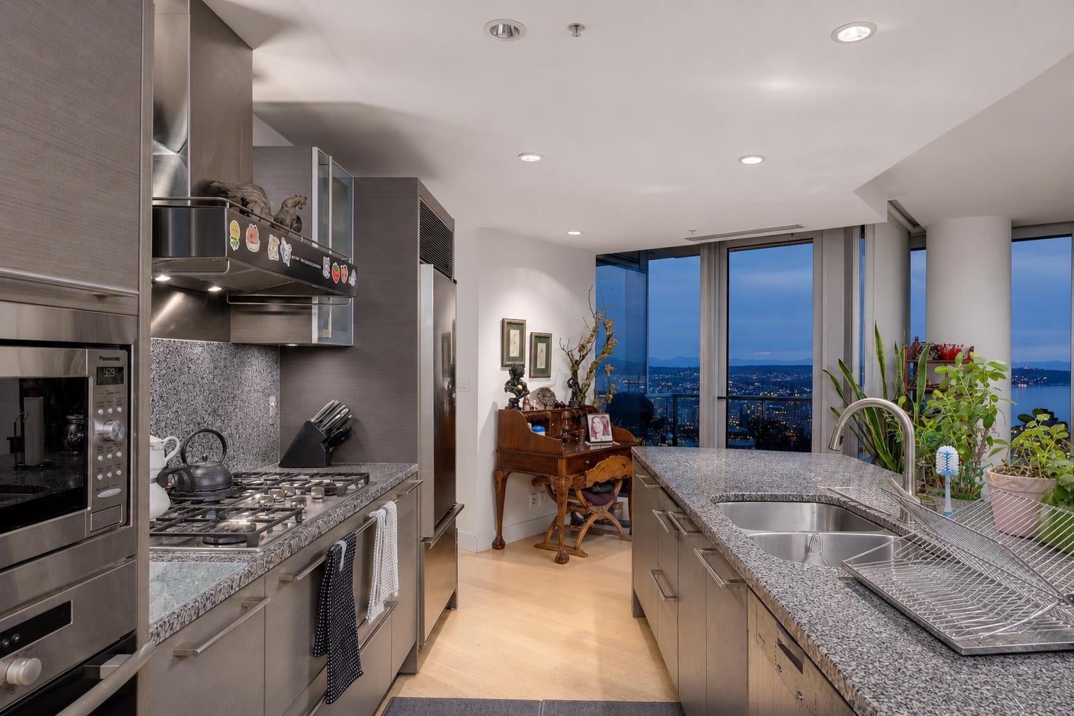 Additional image 6 of 3807-1111 Alberni Street, Vancouver, BC, V6E 4V2