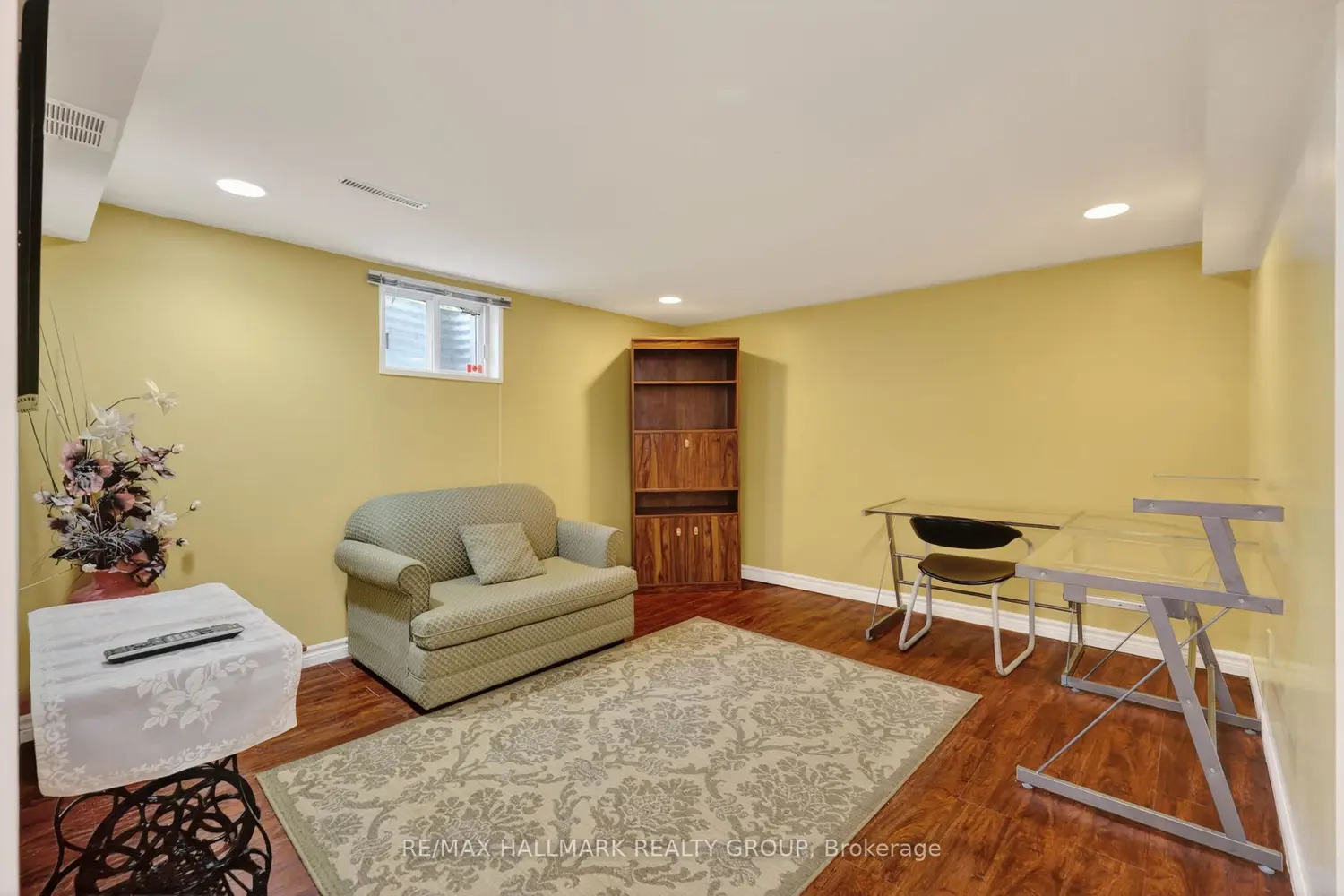 Additional image 11 of 1317 Avenue Q