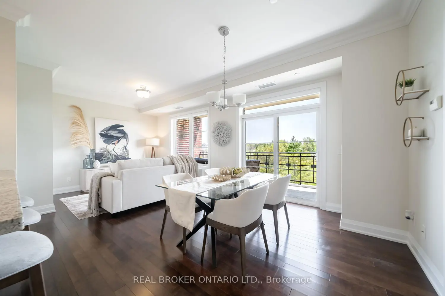 Additional image 5 of 7 Bond Crescent 205