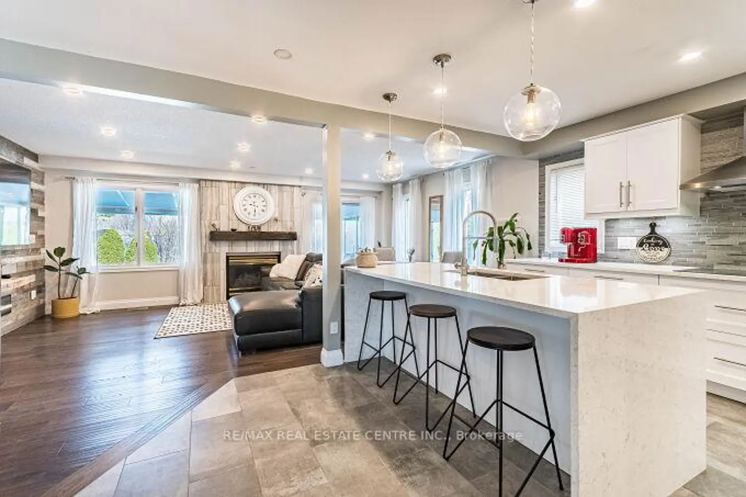 Additional image 19 of 33 Strathroy Crescent