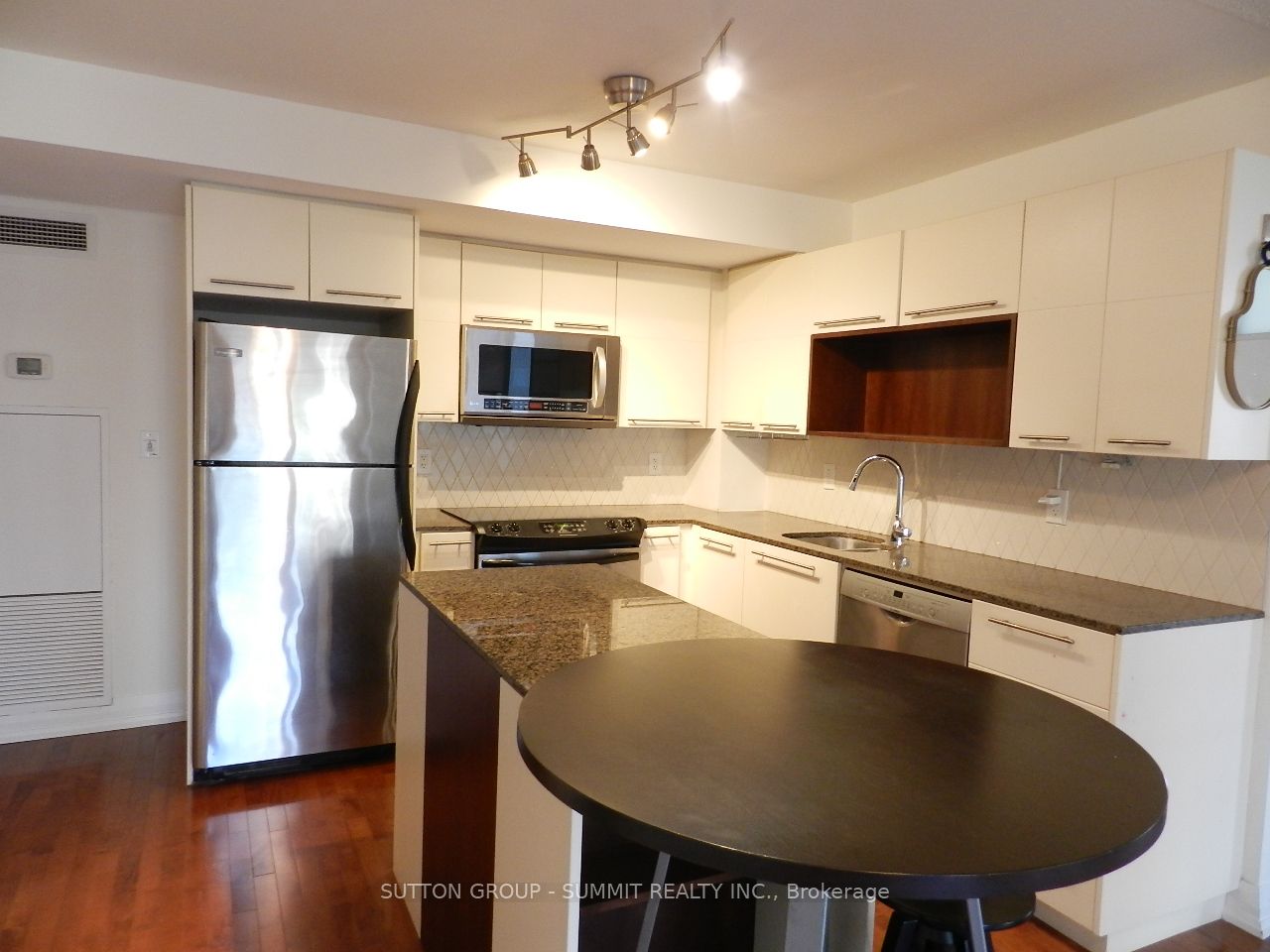 Additional image 2 of 506-25 Carlton Street, Toronto, ON, M5B 1L4