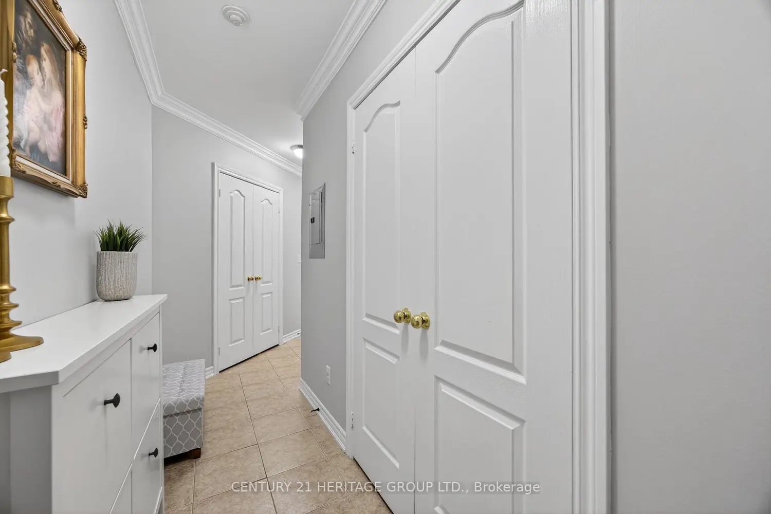 Additional image 10 of 112 Simcoe Road 214