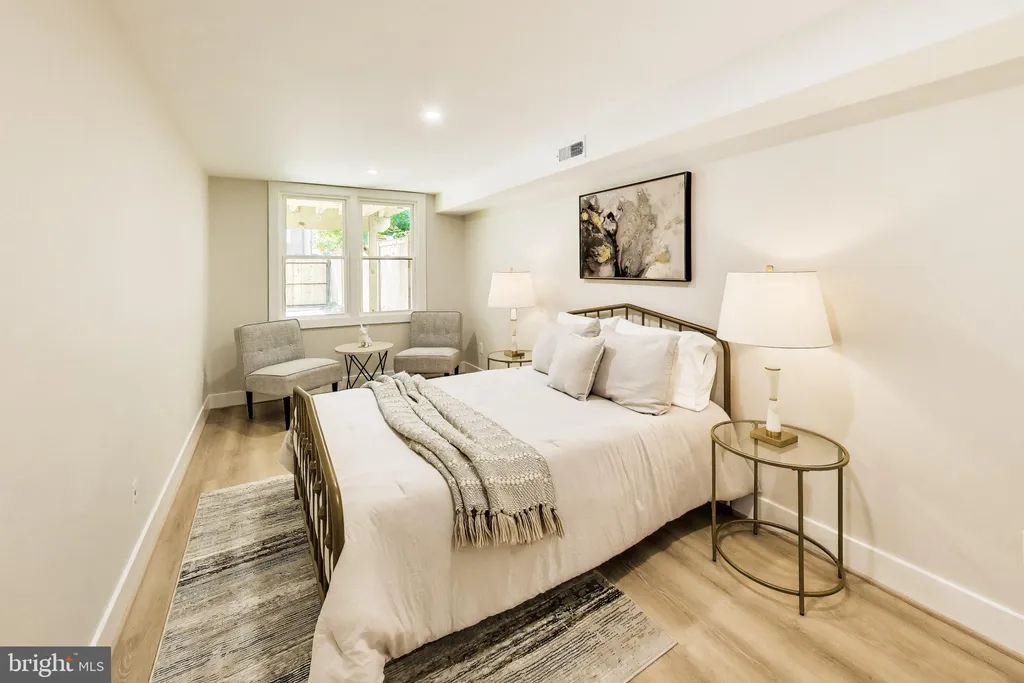 Additional image 33 of 3527 Hertford Place NW, Washington, DC 20010