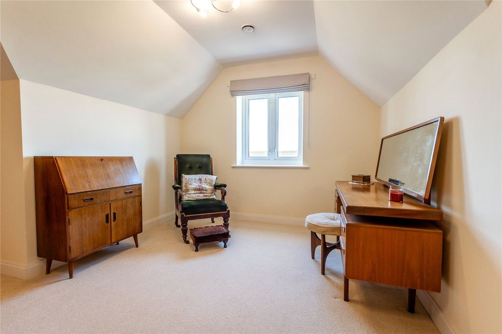 Additional image 13 of 2 bed flat for saleSummerfield Place, Wenlock Road, Shrewsbury, Shropshire SY2