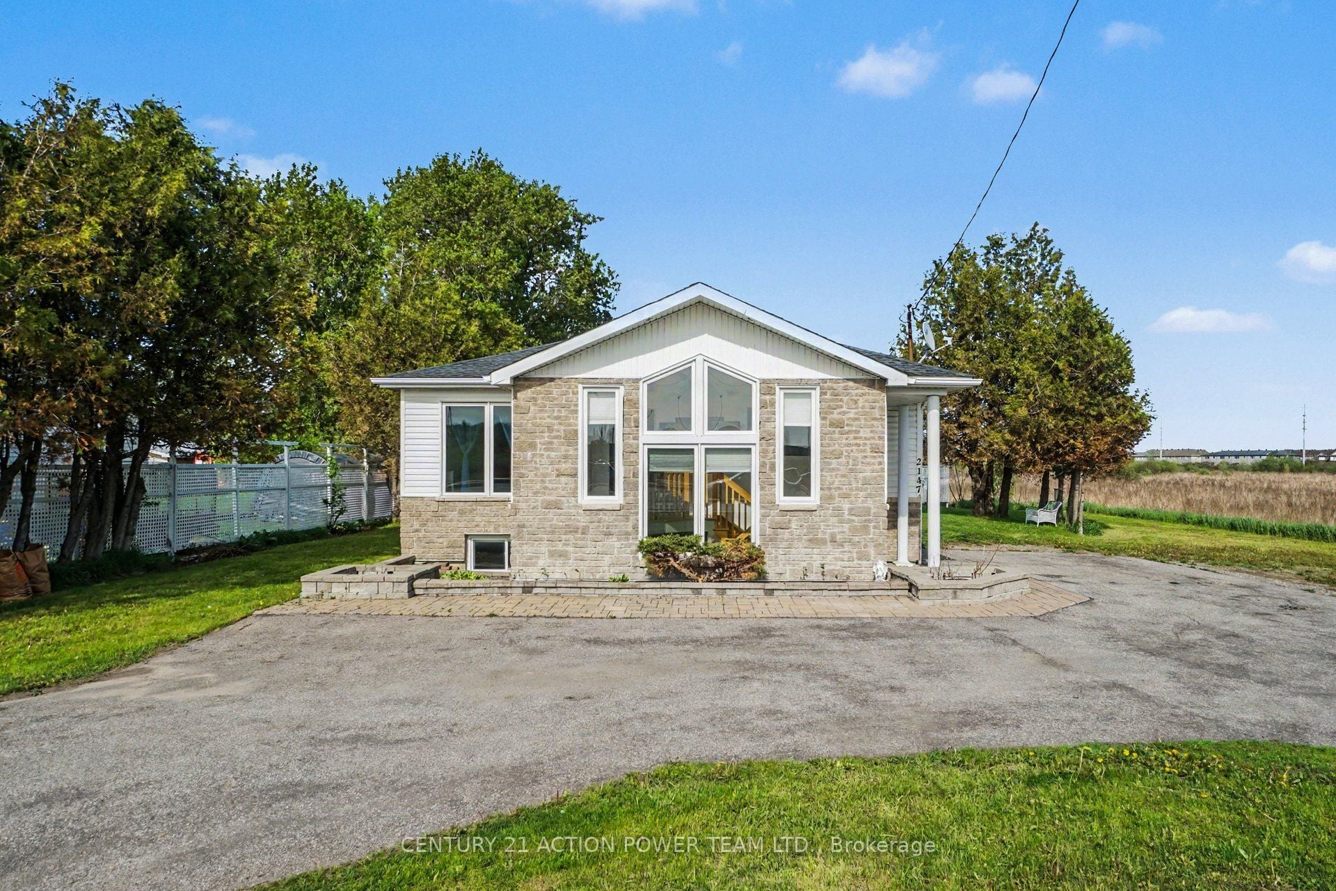 2147 Mer Bleue Road, Ottawa, ON, K4A 3T9