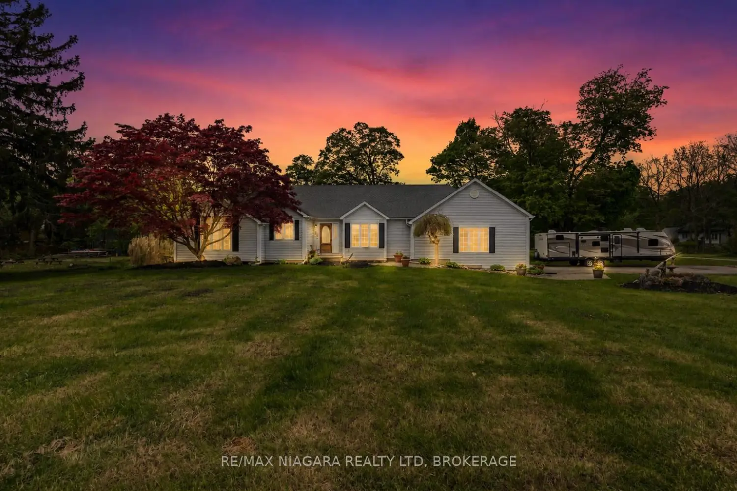 586 Empire Road