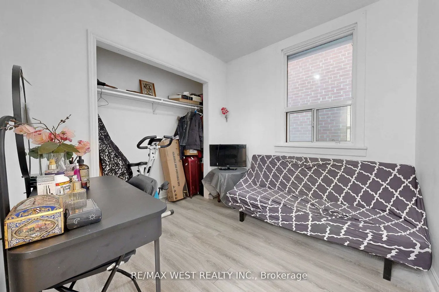 538 Mcroberts Avenue photo 5