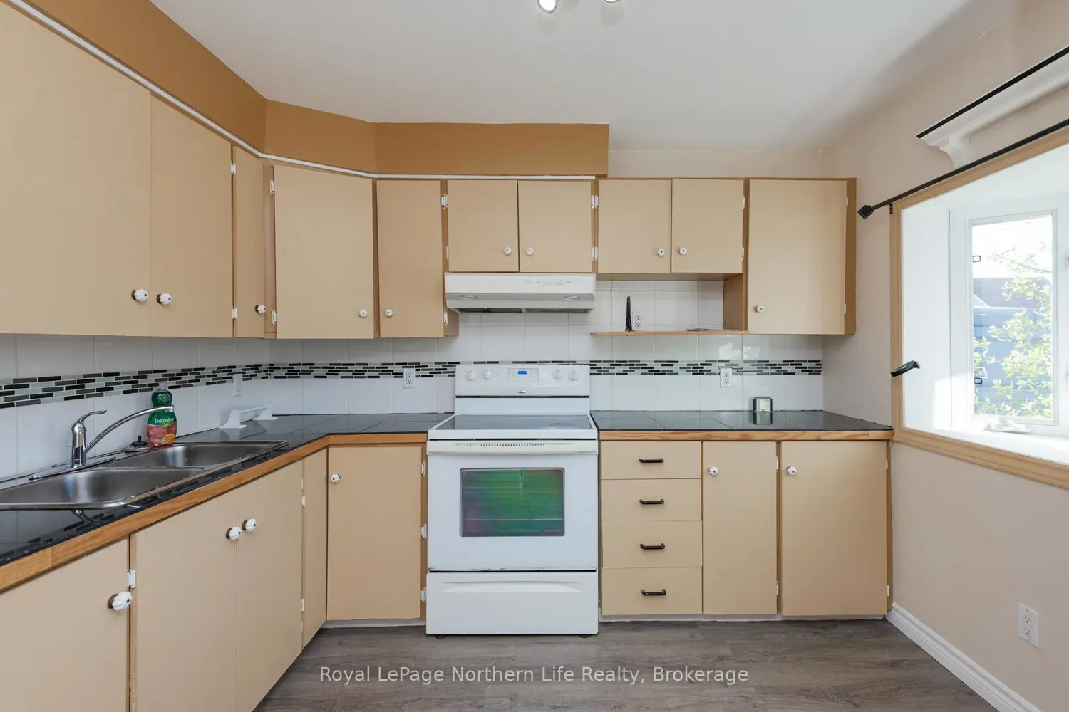 Additional image 13 of 111 Norwood Avenue