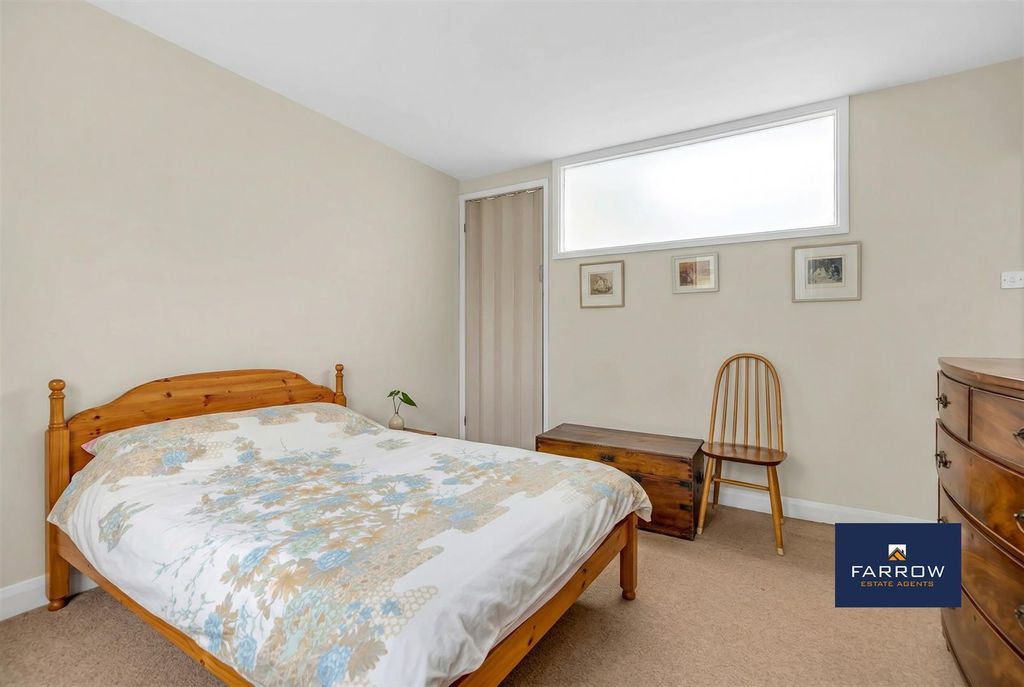 Additional image 18 of 4 bed semi-detached house for saleQueens Parade, Grimsby DN31