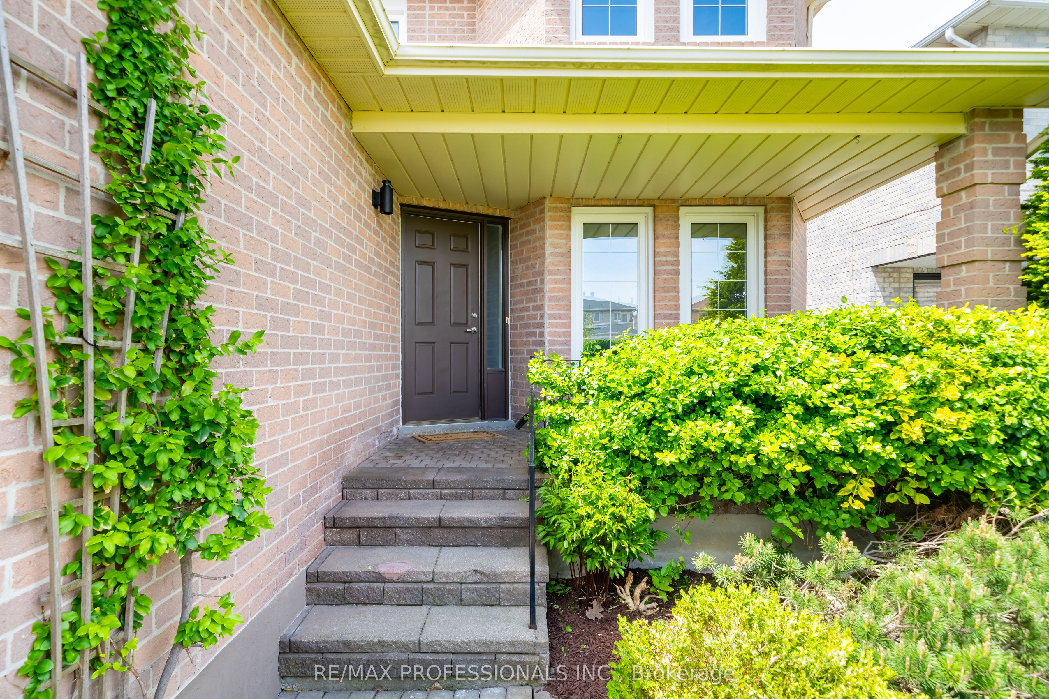 Additional image 3 of 5154 Sunray Drive, Mississauga, ON, L5R 2V3