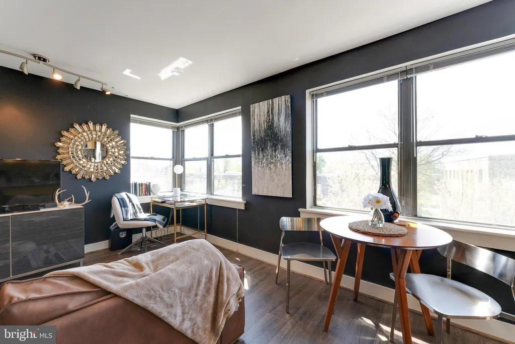 Additional image 3 of 212 Oakwood Street SE Unit 322, Washington, DC 20032