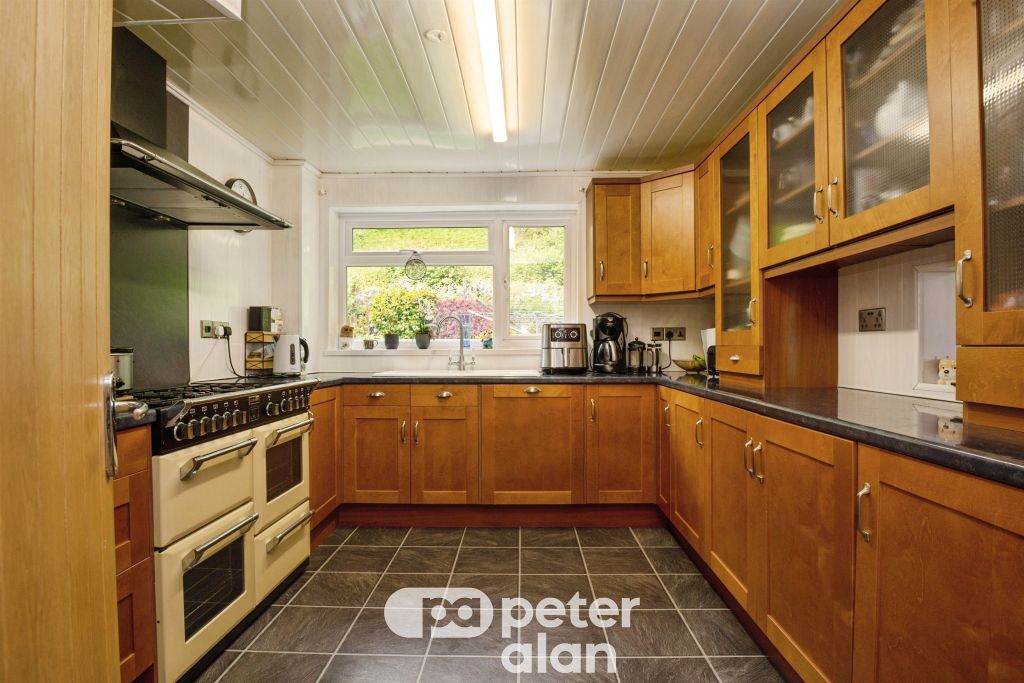 Additional image 8 of 5 bed detached house for saleBrynheulog, Griffithstown, Pontypool NP4