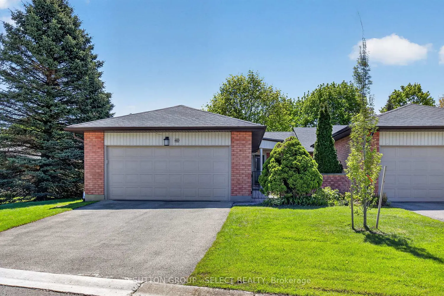 55 Fiddlers Green Road 49