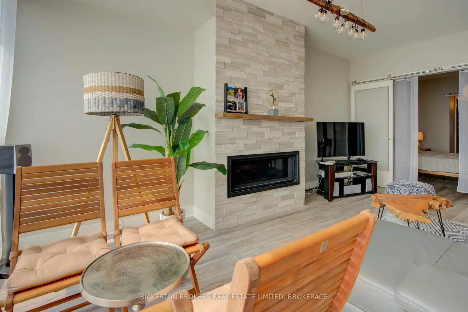 Additional image 7 of 130 Water Street 406