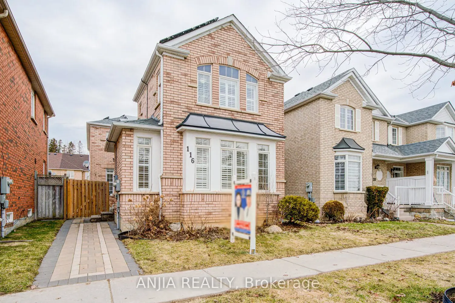 116 Emery Hill Boulevard