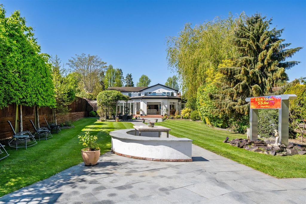 Additional image 2 of 4 bed detached house for saleAlderbrook Road, Solihull B91