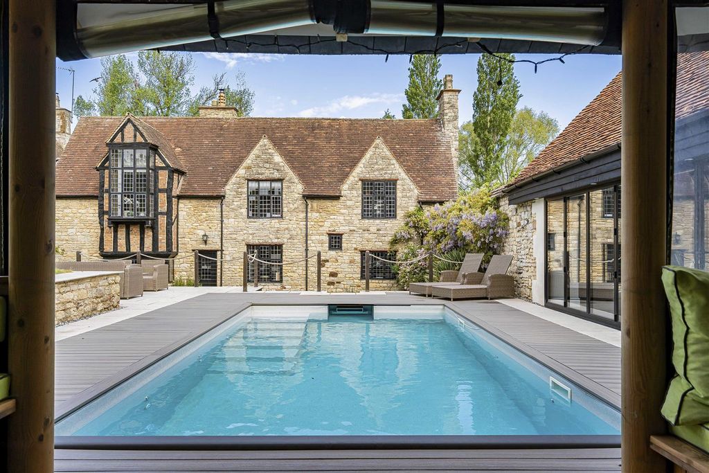 Additional image 67 of 7 bed property for sale34 Bell Lane, Syresham, Brackley NN13