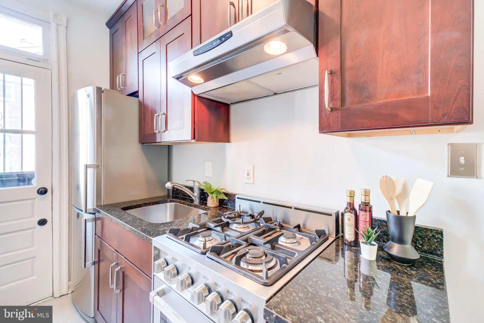 Additional image 18 of 775 Hobart Place NW, Washington, DC 20001