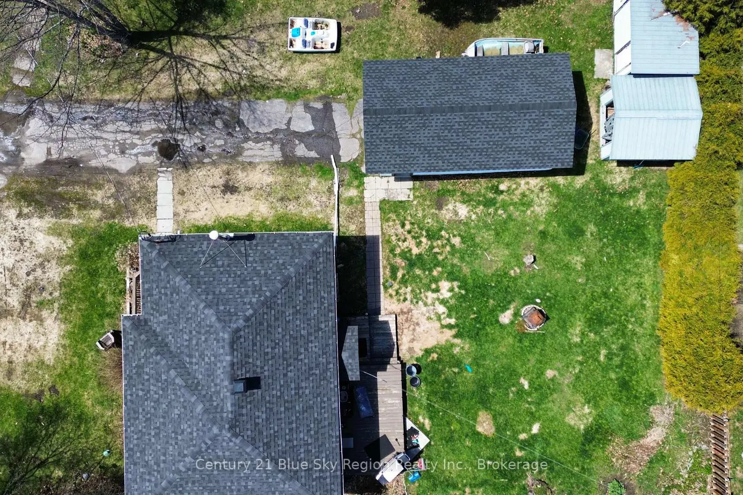 Additional image 20 of 21 Gingras Avenue