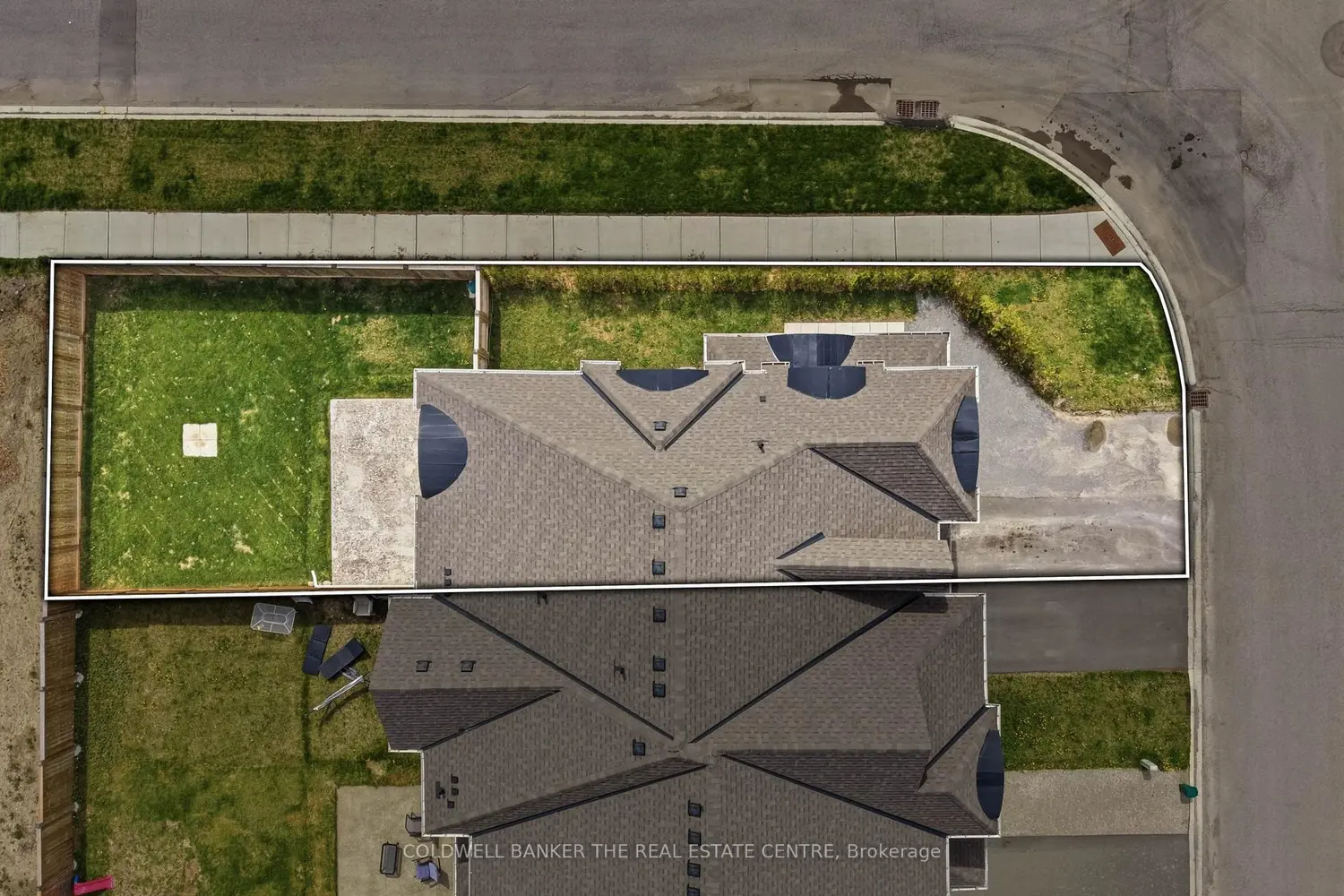 35 Cliff Thompson Court photo 2